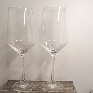 Schott Zwiesel Crystal Wine Glass 14oz., 9.25" Tall Lot Of 2